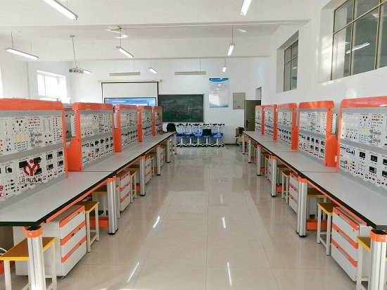 互联网+虚实结合电工技术实验平台